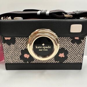 KATE SPADE New York Oh Snap Black Camera Novelty Crossbody Bag 📸